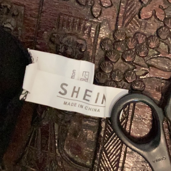 Shein Blink 182 graffiti t-shirt size medium - Picture 5 of 5